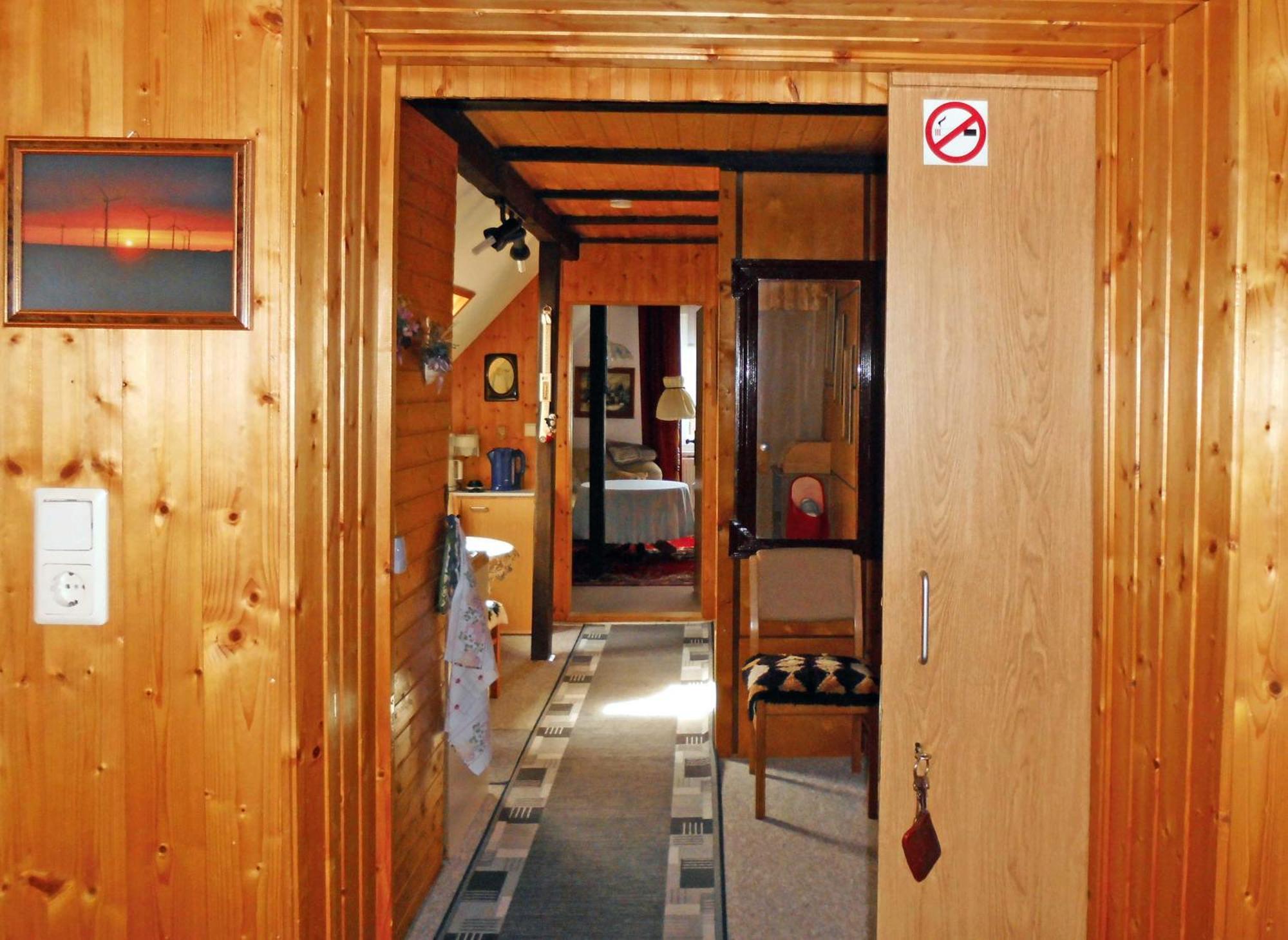 Bungalow Und Ferienwohnung Auf Ruegen Kluis Exterior photo